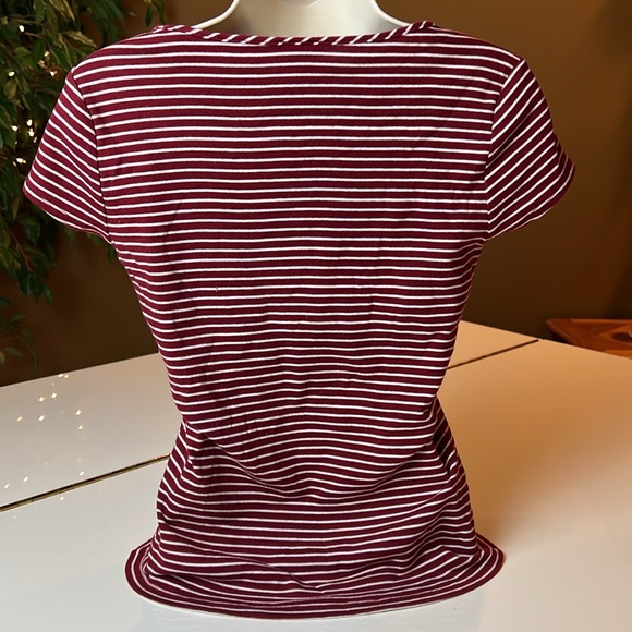 ❤️ANN TAYLOR 100% PIMA COTTON RED & WHITE STRIPED SHORT SLEEVE V NECK TOP SMALL - Picture 8 of 13